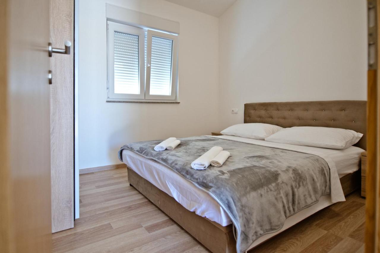 Apartments Slapovi Studenci Eksteriør billede