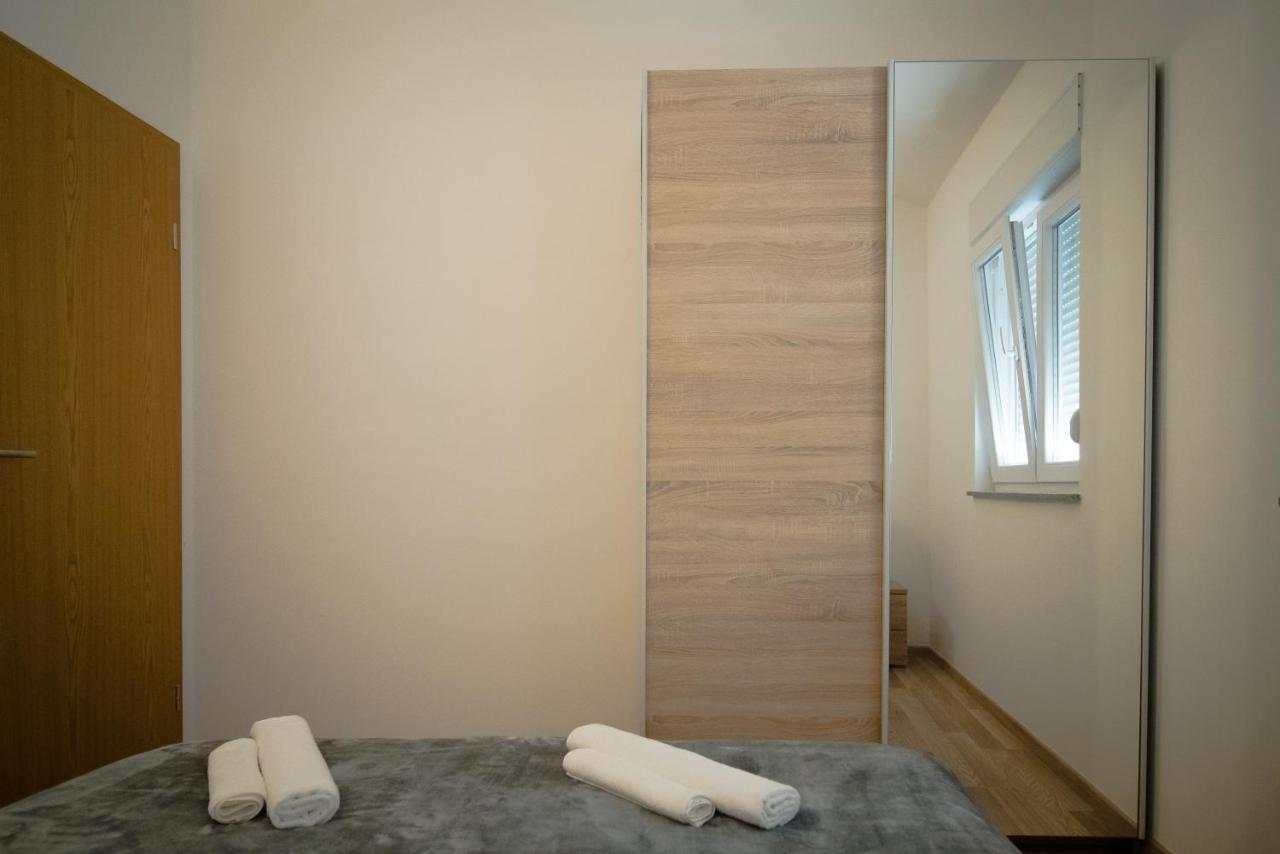 Apartments Slapovi Studenci Eksteriør billede