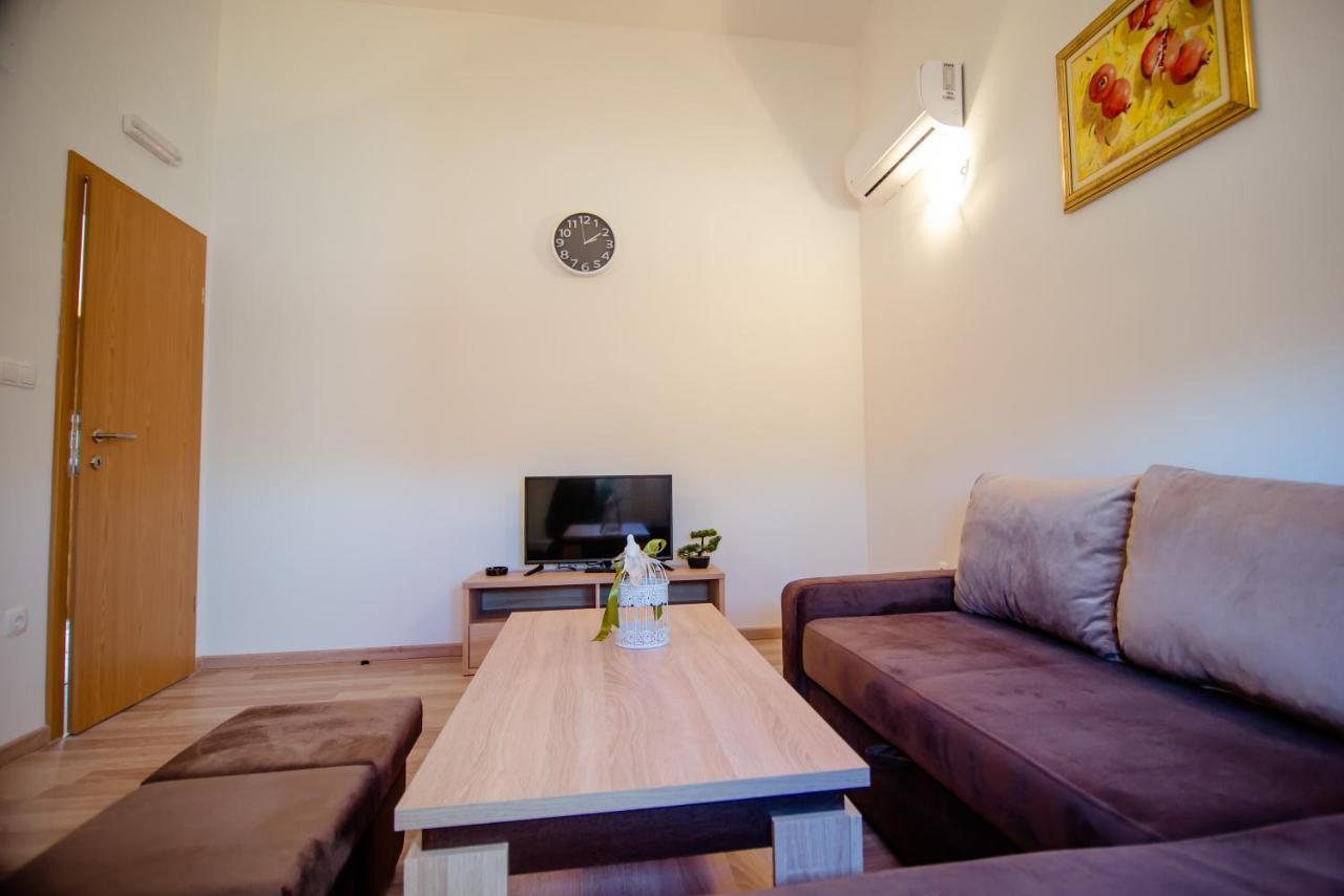 Apartments Slapovi Studenci Eksteriør billede